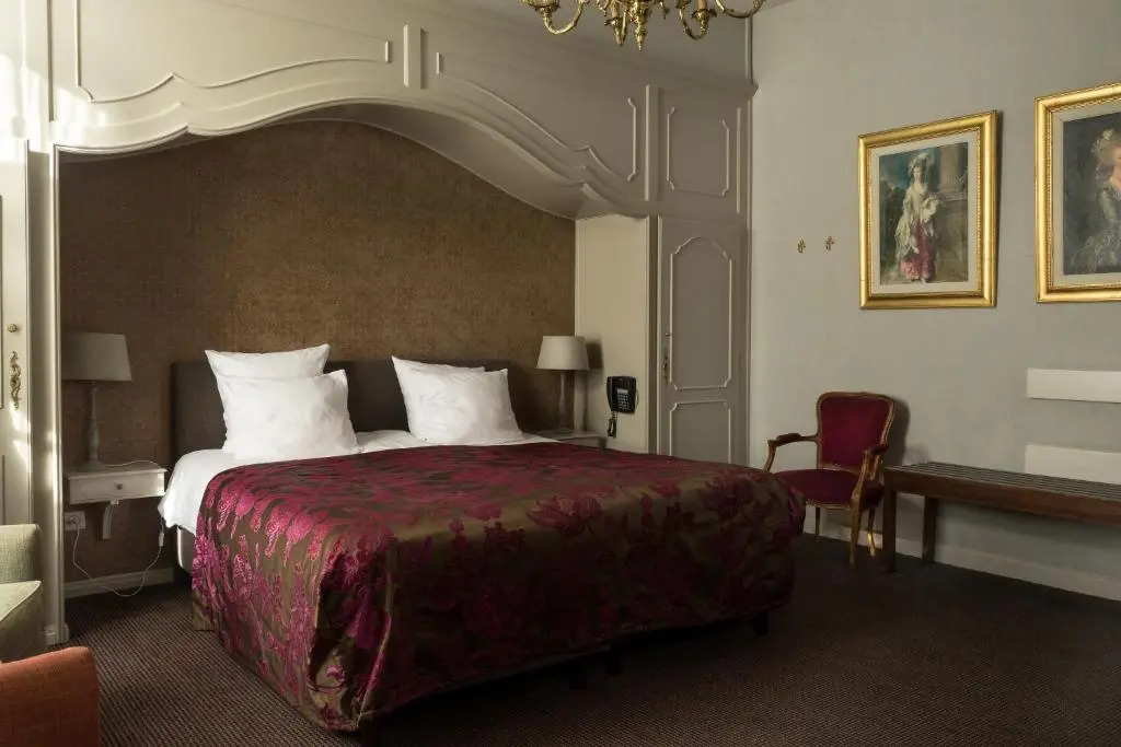 Hotel Duc De Bourgogne