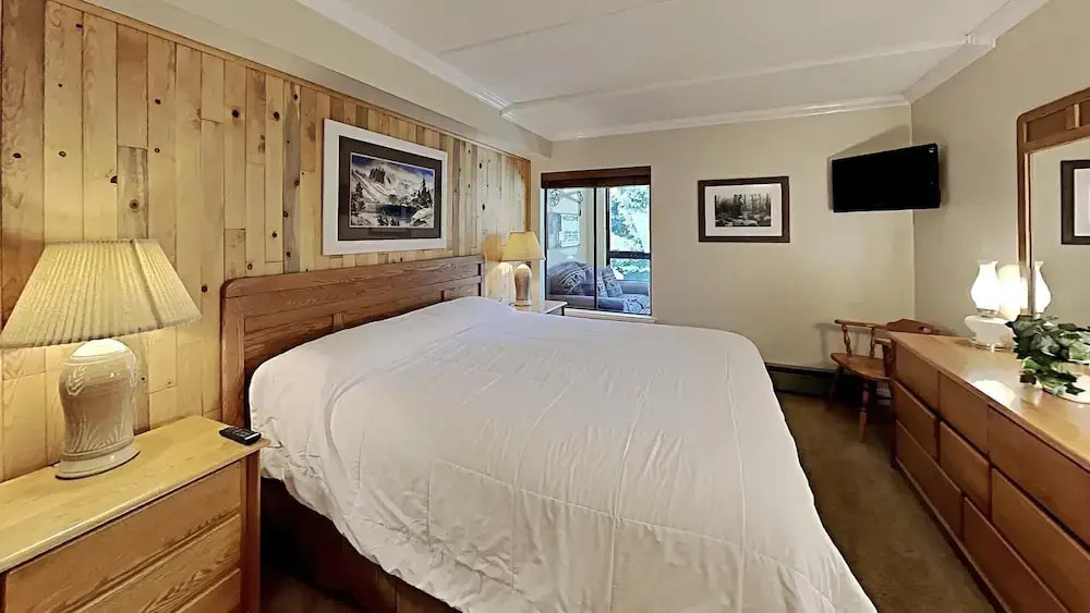 2 Bedroom Condo Just Steps Away From Summer Recreational Activities by RedAwning