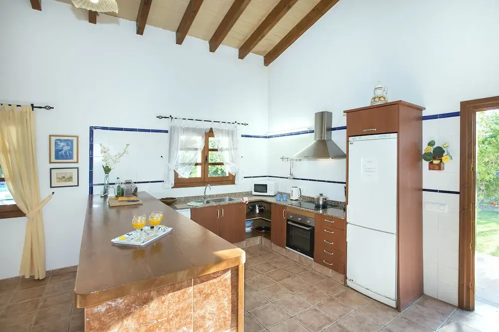 Owl Booking Villa Romeu - 10 Min Walk to the Old Town