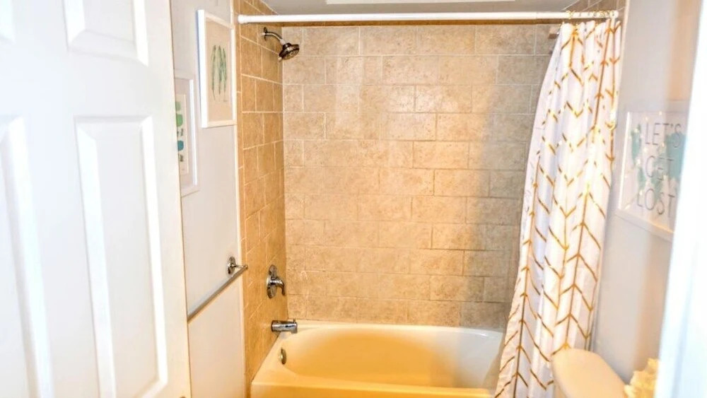 Sleeps 20! Near Stadiums & Harbor; Features Scenic Rooftop & Parking