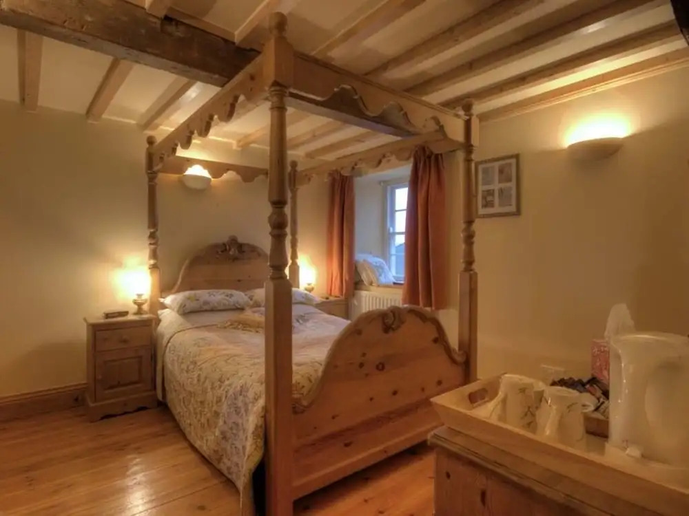 Riverside Bed & Breakfast