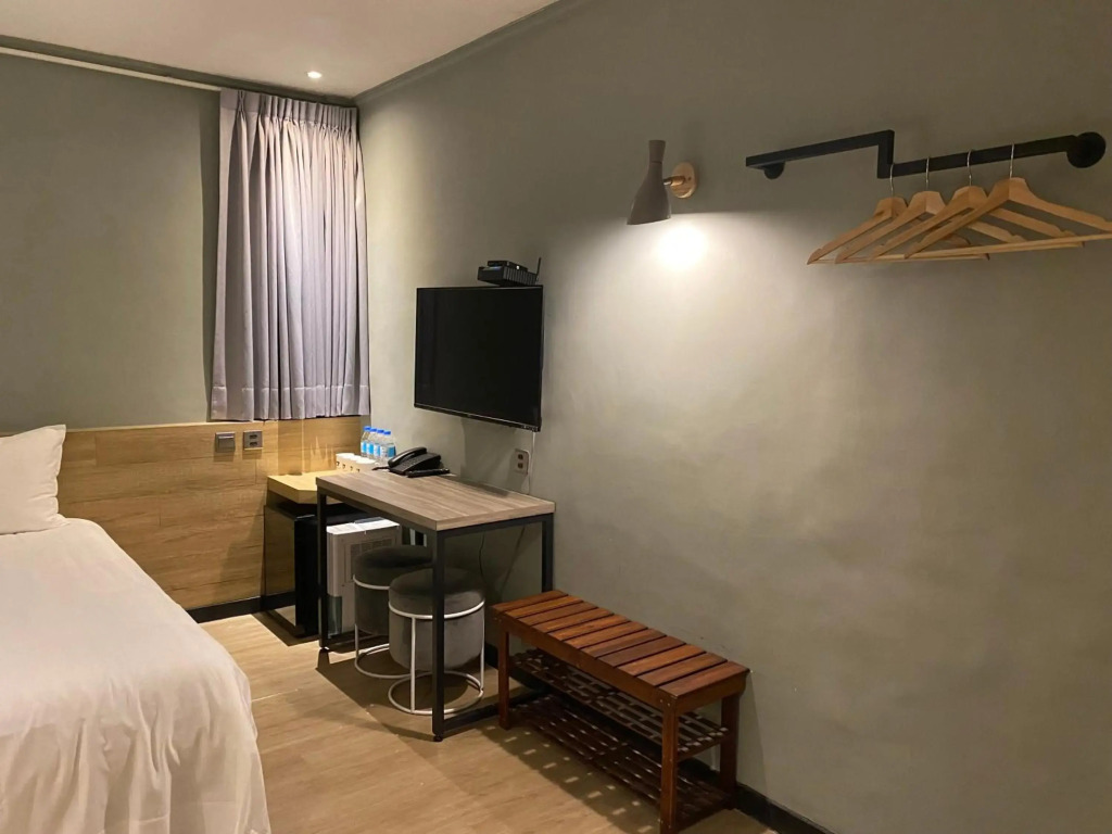 Prince Hotel