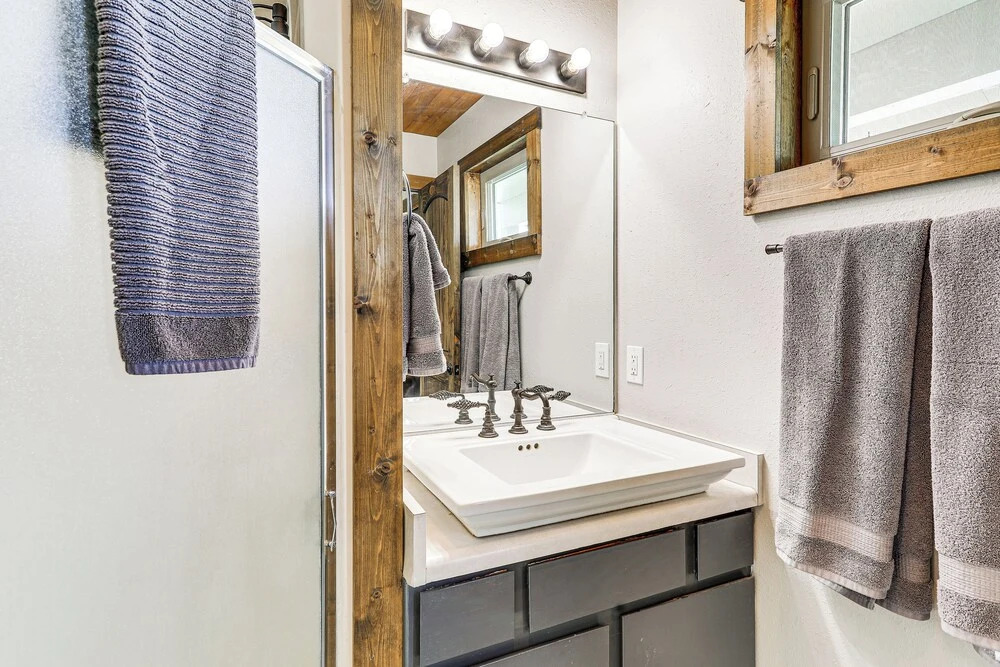 Pet-friendly Pagosa Springs Home: 1 Mi to Hiking