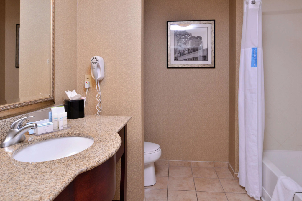 Hampton Inn Jackson-College Avenue