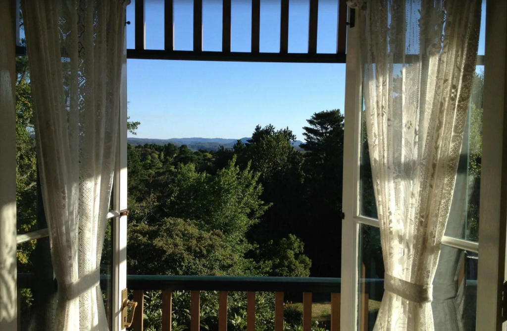 Leura House