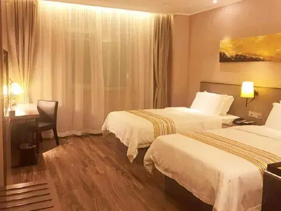 Homeinn Plus Hotel (Qingdao Licang Jiushui East Road Wanda Plaza)
