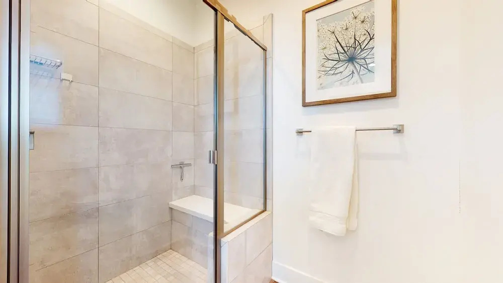 Snowcreek VII 1403 Deluxe Townhouse, Stunning Mountain Views, 2 Car Garage, Washer Dryer by RedAwning
