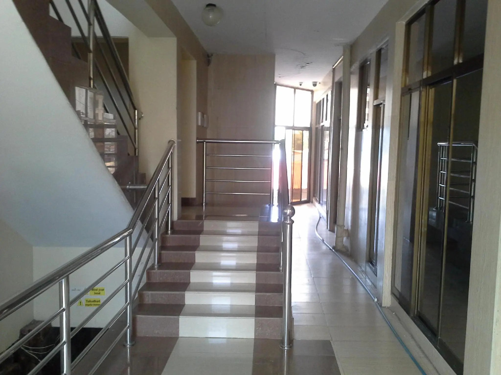 Golden Park Hotel