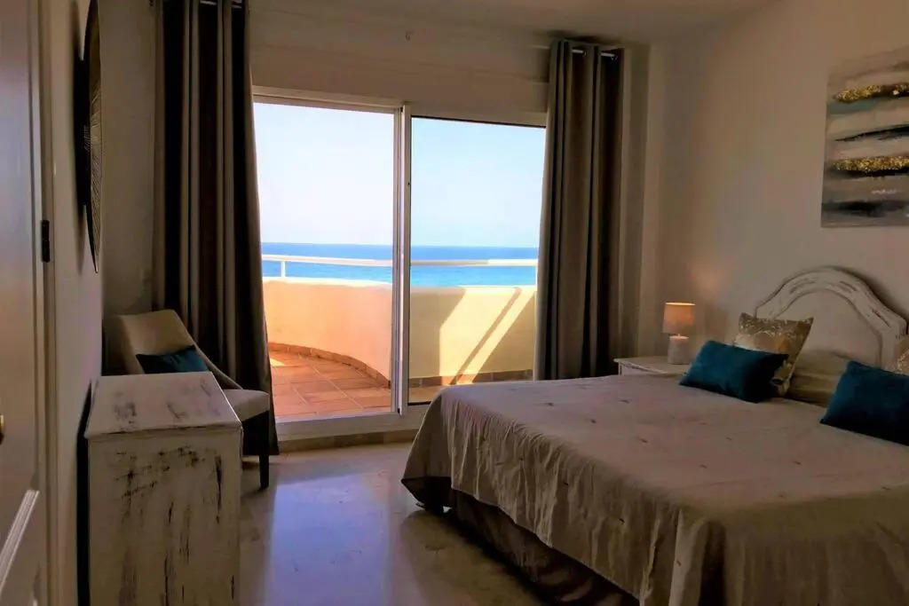 Penthouse Bermuda Beach 2
