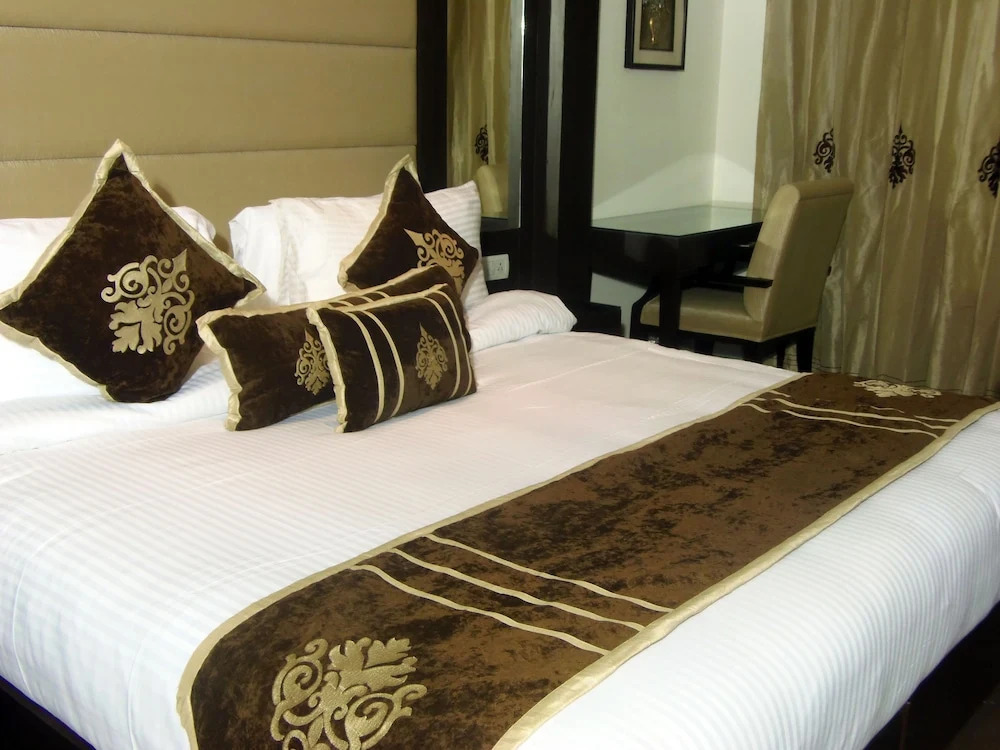 Clarks Inn Suites