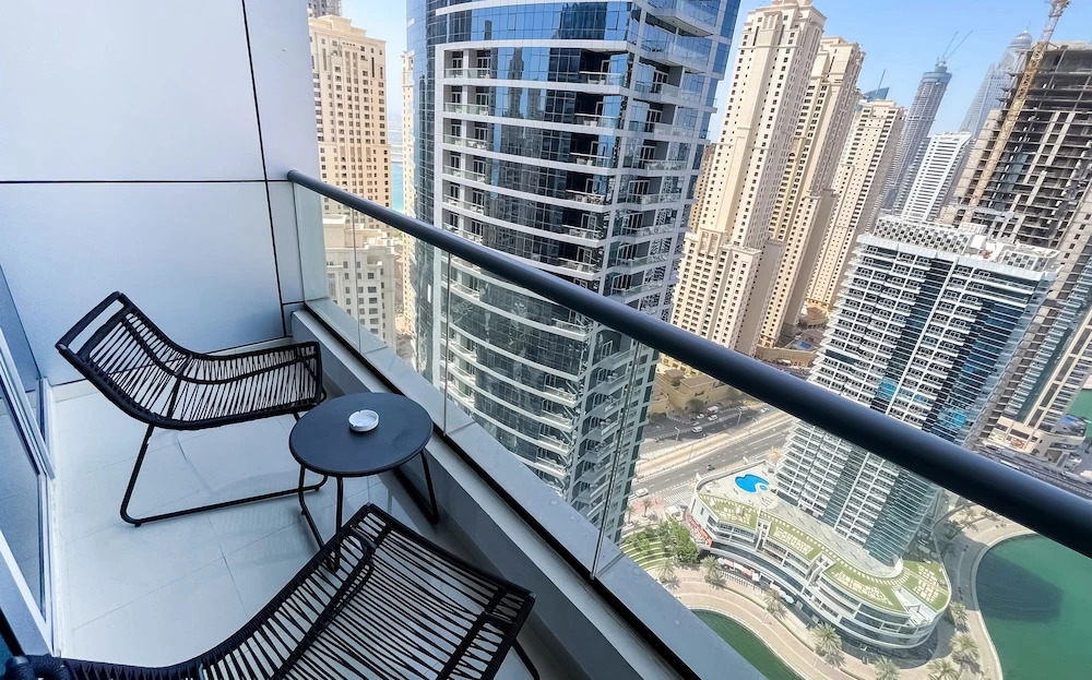 bnbme Unparalleled Luxury Marina Walk 3306