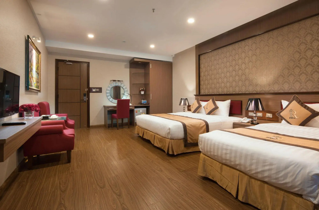 Royal Palace Hotel