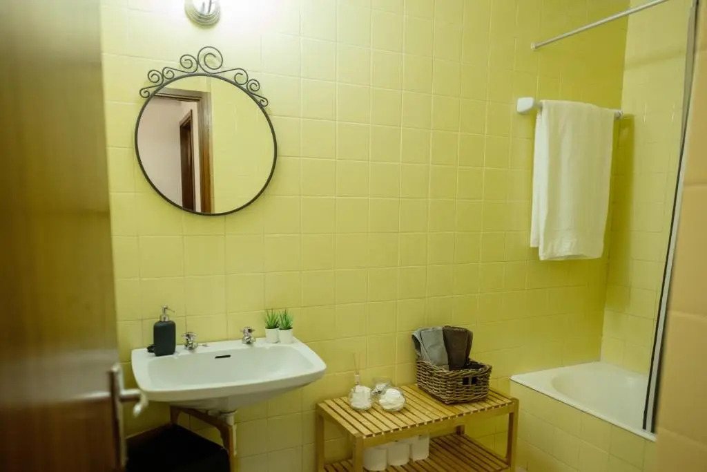 Cozy 3 Room Apartment in Penafiel Centre