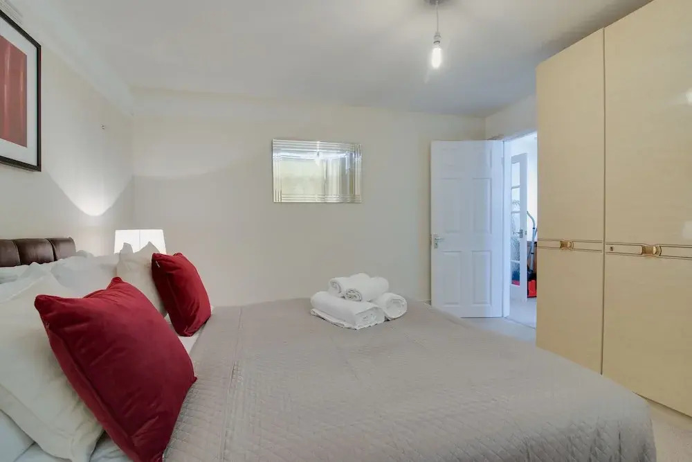 Newark House - 2 Bedroom Apartment