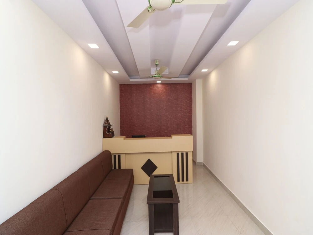OYO 14825 Hotel Siddheshwar