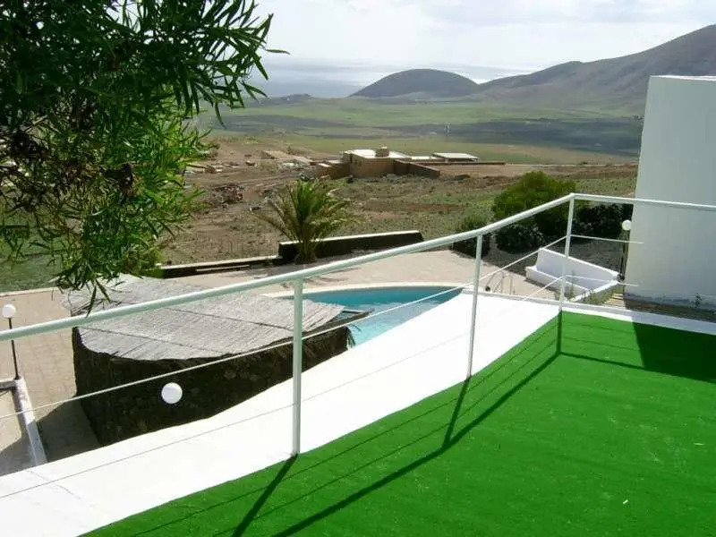 Edenita A