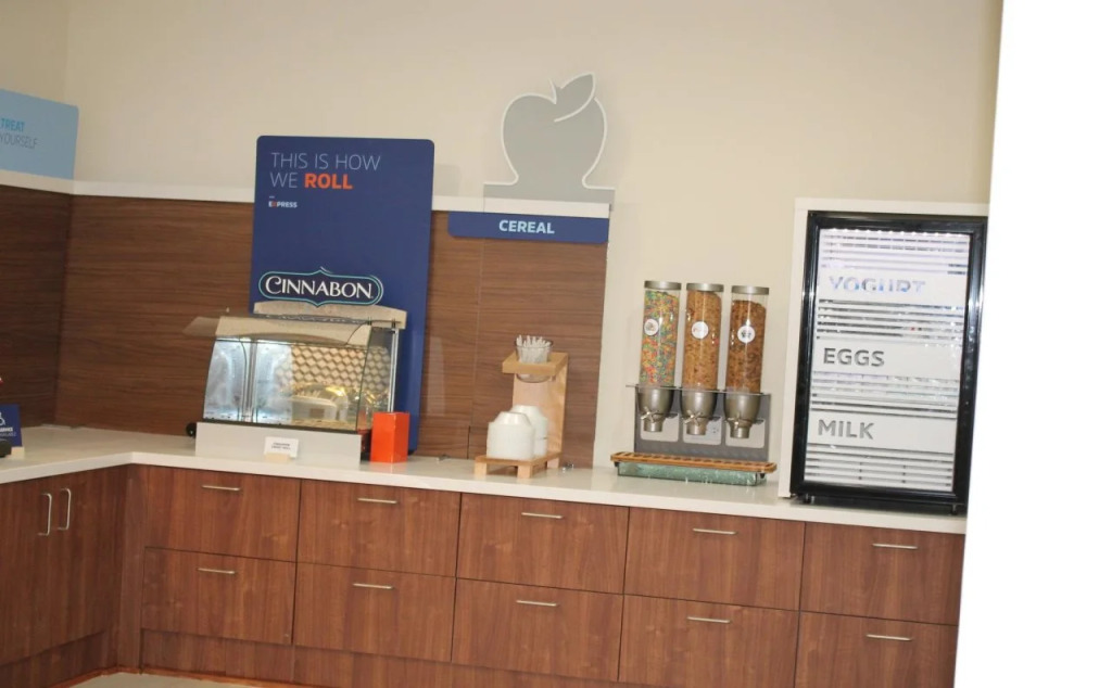 Holiday Inn Express & Suites - Hardeeville-Hilton Head by IHG