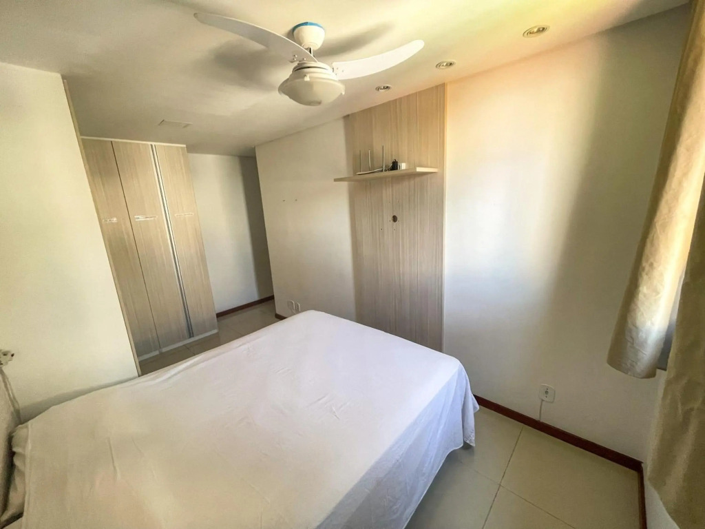 Apartamento c/estacionamento, próximo ao Shopping