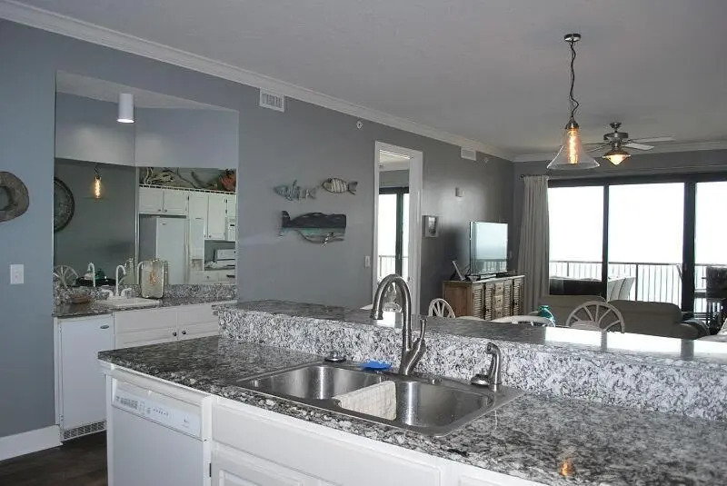 Grand Pointe 607