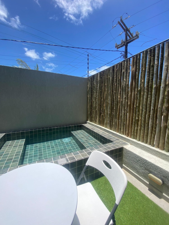 Nawa 01 com piscina privativa by LP
