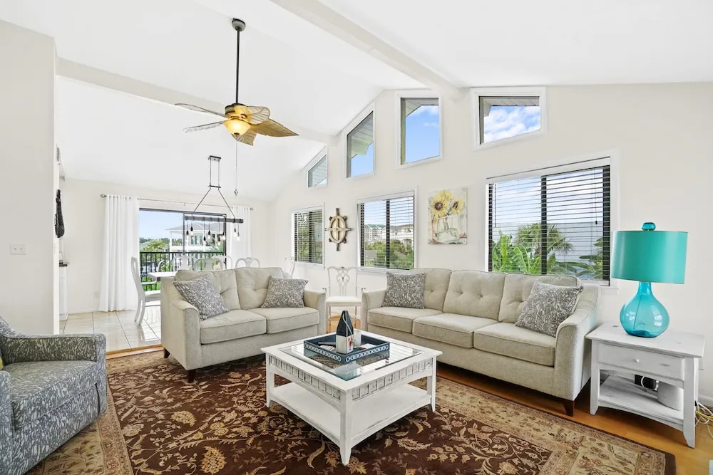 Destin Beach House - Happy Harbor House