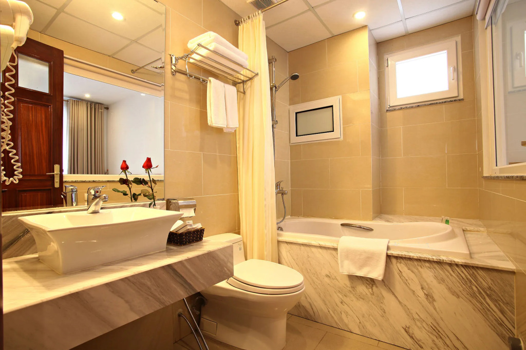 Blue Hanoi Hotel
