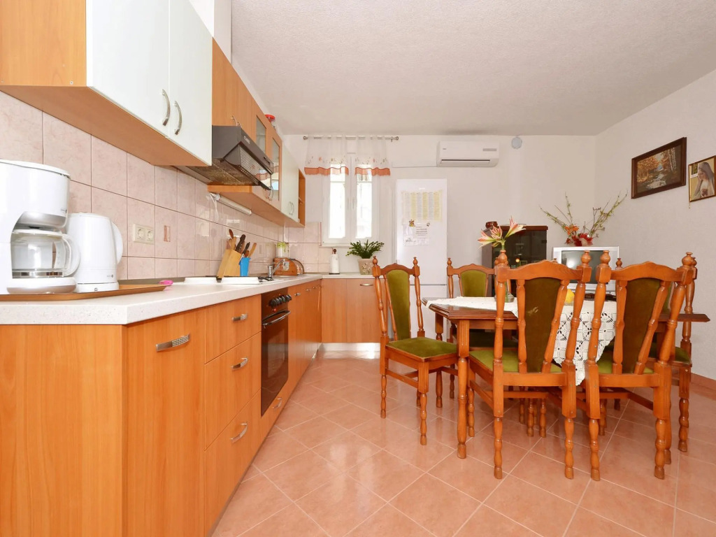Aurelija - 20 m from beach - A1(4+2)
