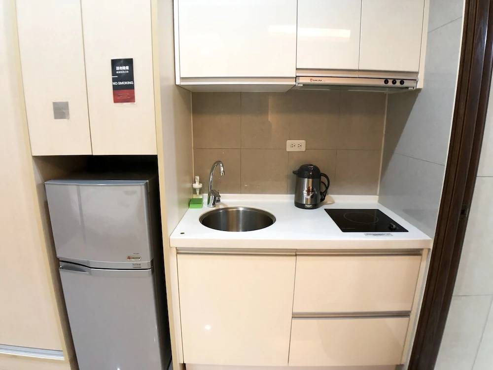 Q square Garden Apartment 13
