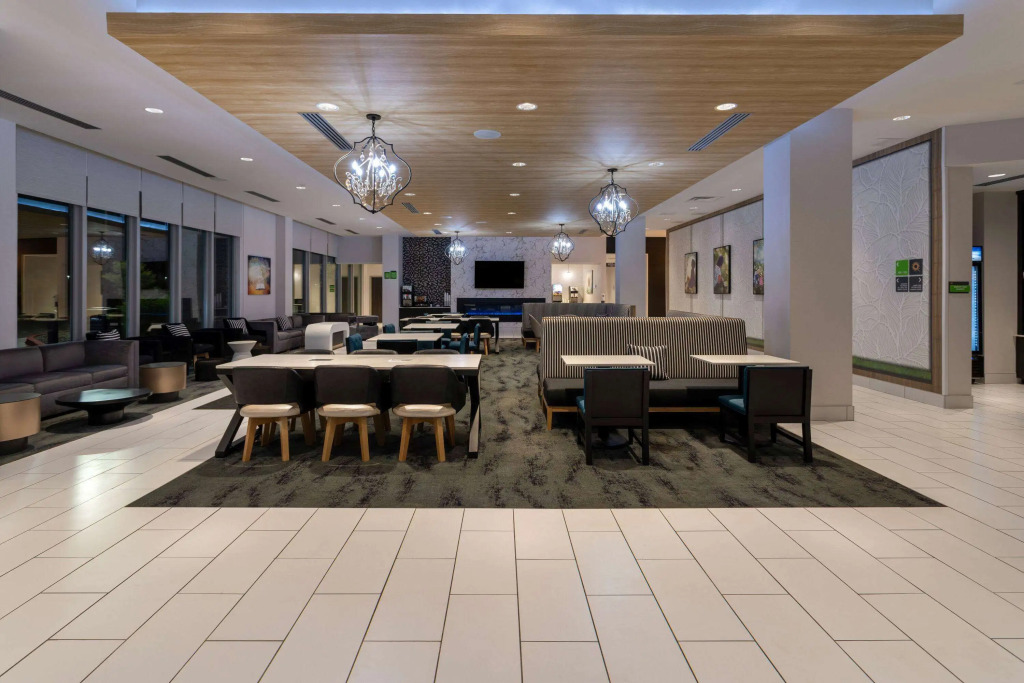 La Quinta Inn & Suites by Wyndham Maricopa Copper Sky