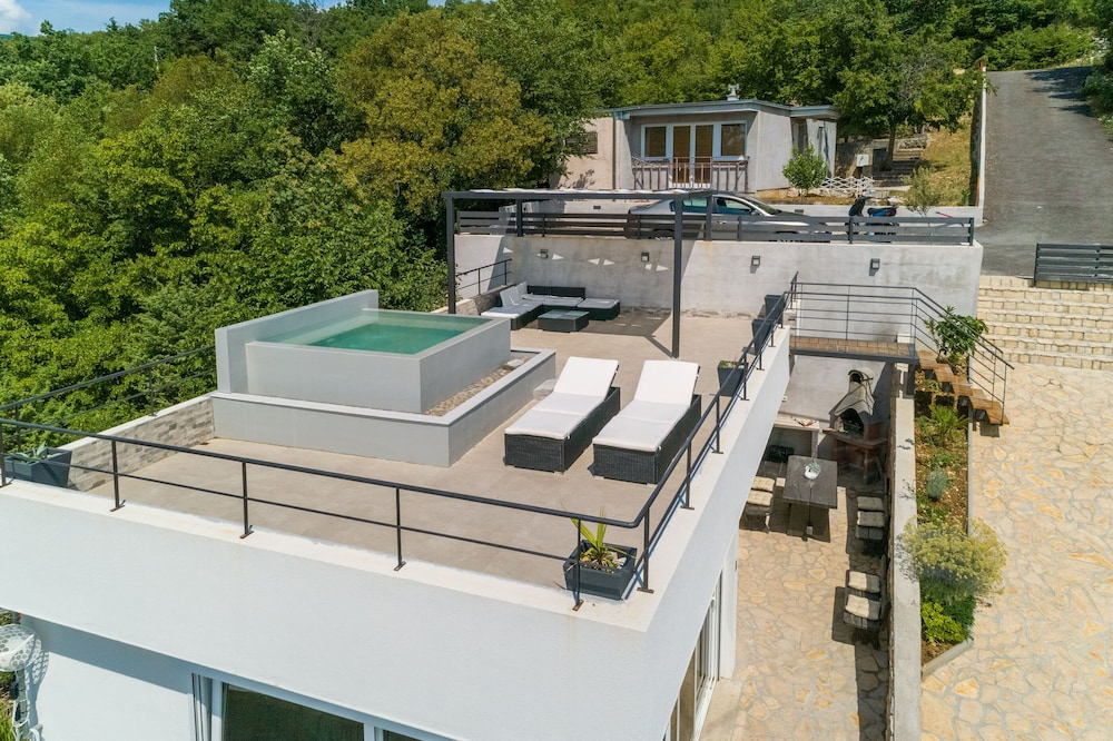 House Linda 2
