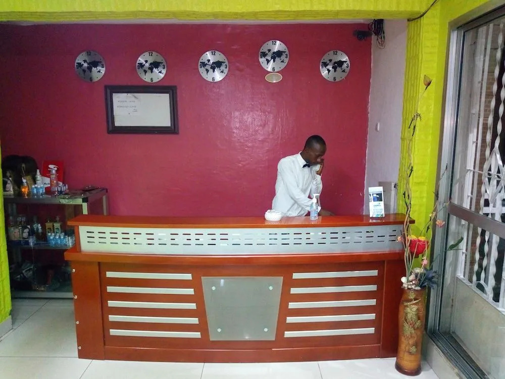Zambezi Inn Airport Hotel