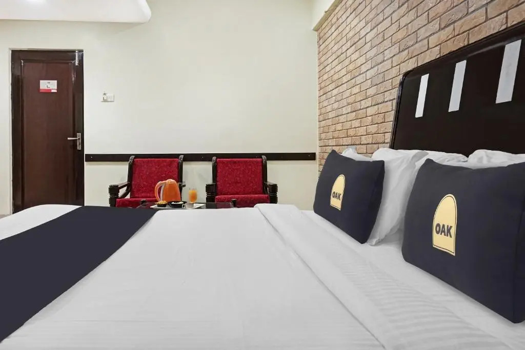 Townhouse OAK Gharonda Residency