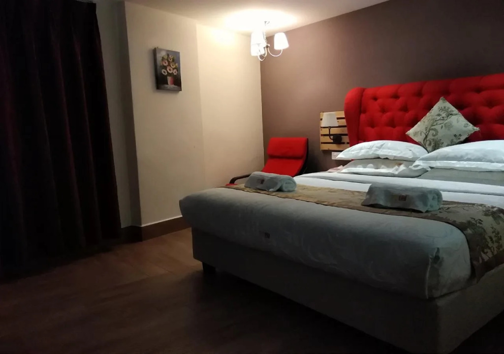 77 Boutique Hotel