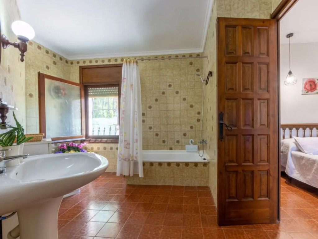 House Ibicenca Deltebre