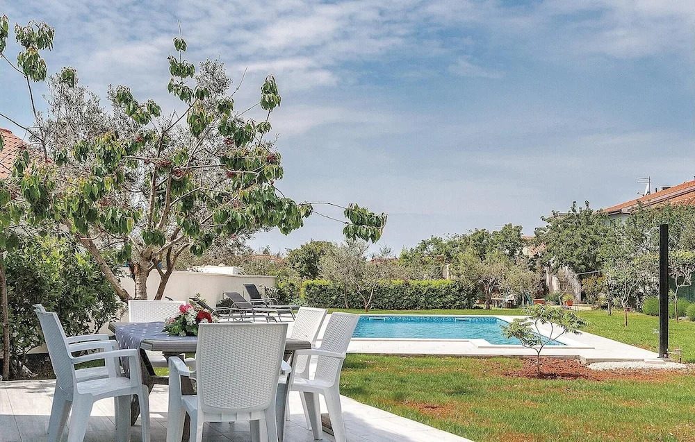 Beautiful Home in Fazana With Wifi and 2 Bedrooms