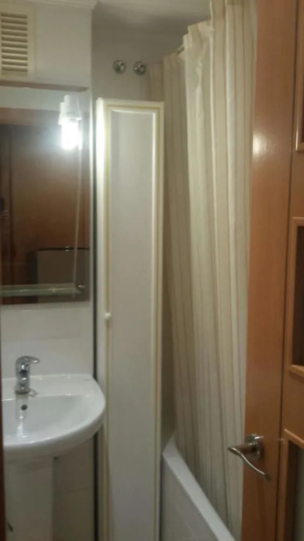 Studio in Sevilla, With Wonderful City View, Balcony and Wifi - 97 km