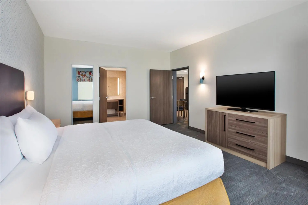 Home2 Suites By Hilton Traverse City
