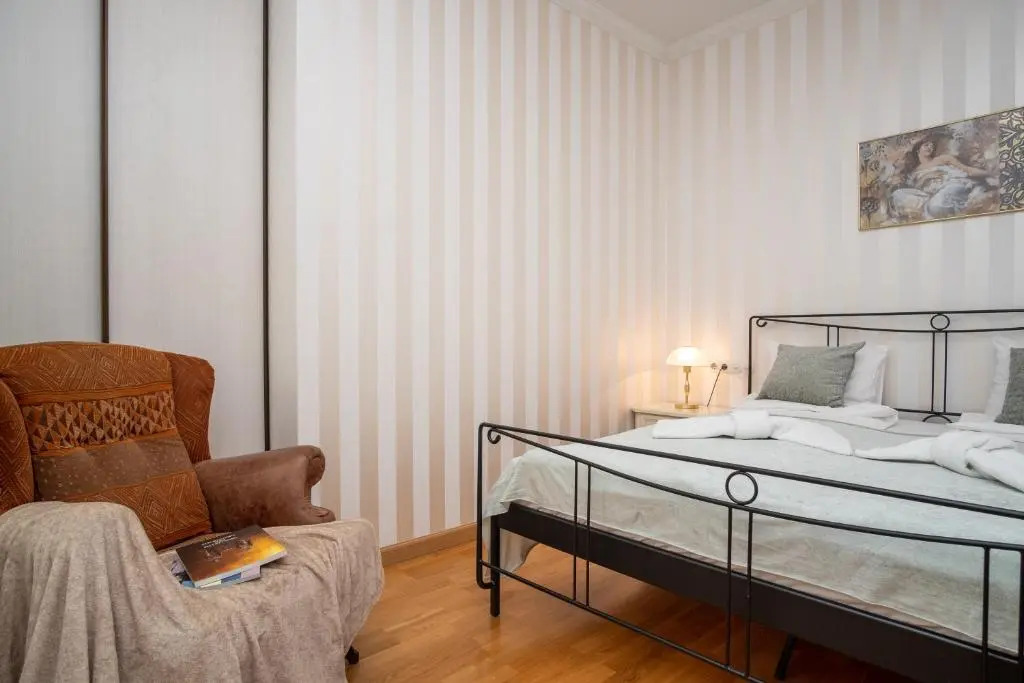 Dream Stay - Main Square Apartment with Picturesque View
