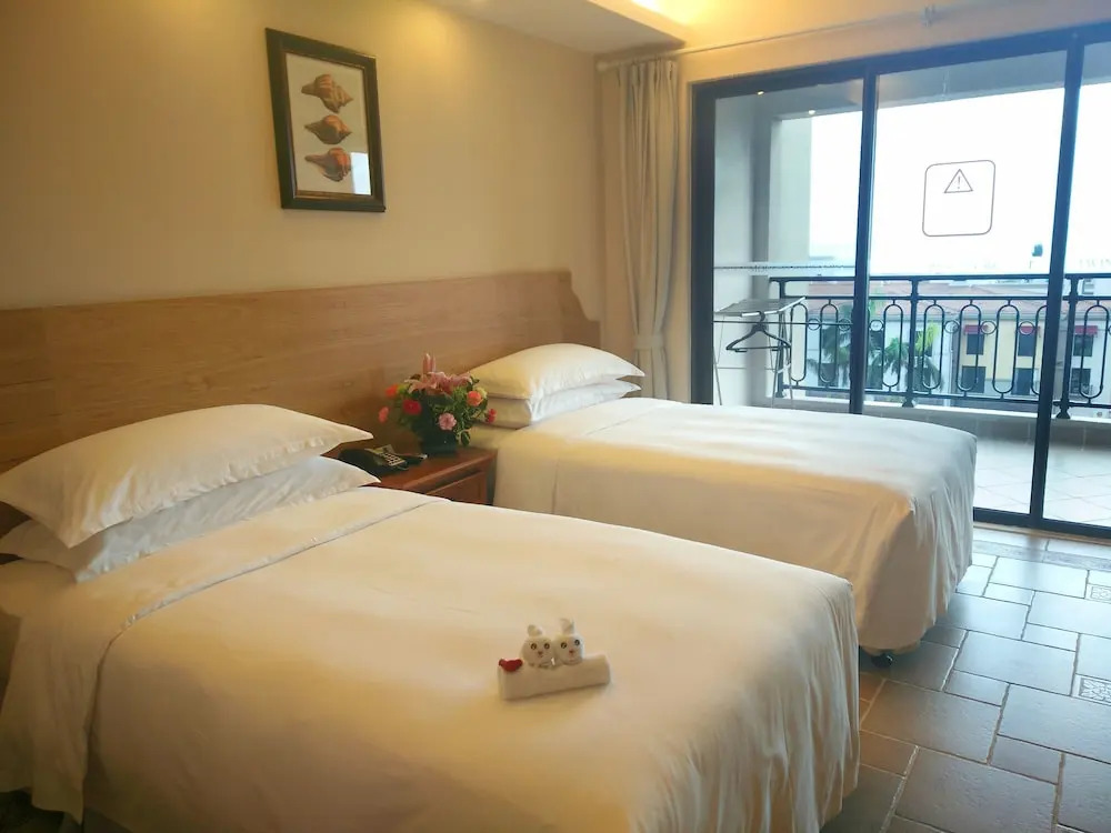 Shuangyue Bay Wehouse Hotel (Huidong Flagship)