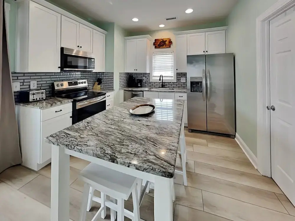 Otter Oasis by Topsail Realty
