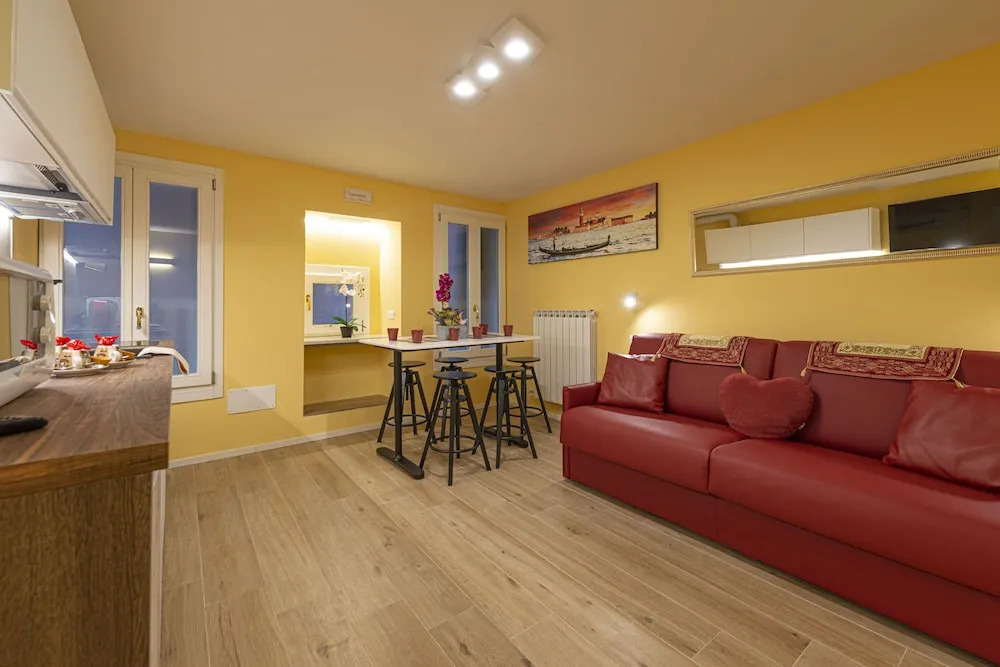 Nina'S  Accommodations In Venice Center