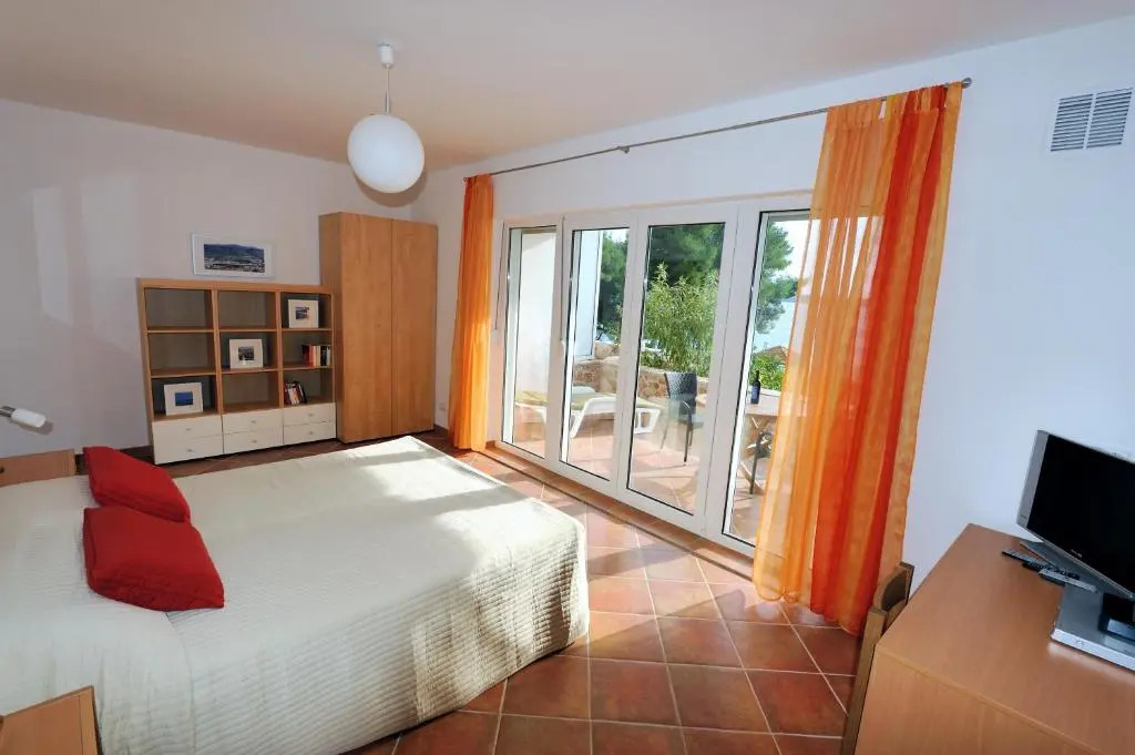 Nautilus-Bay Apartments - First Row Suites 210, 211 - Villa Gorma
