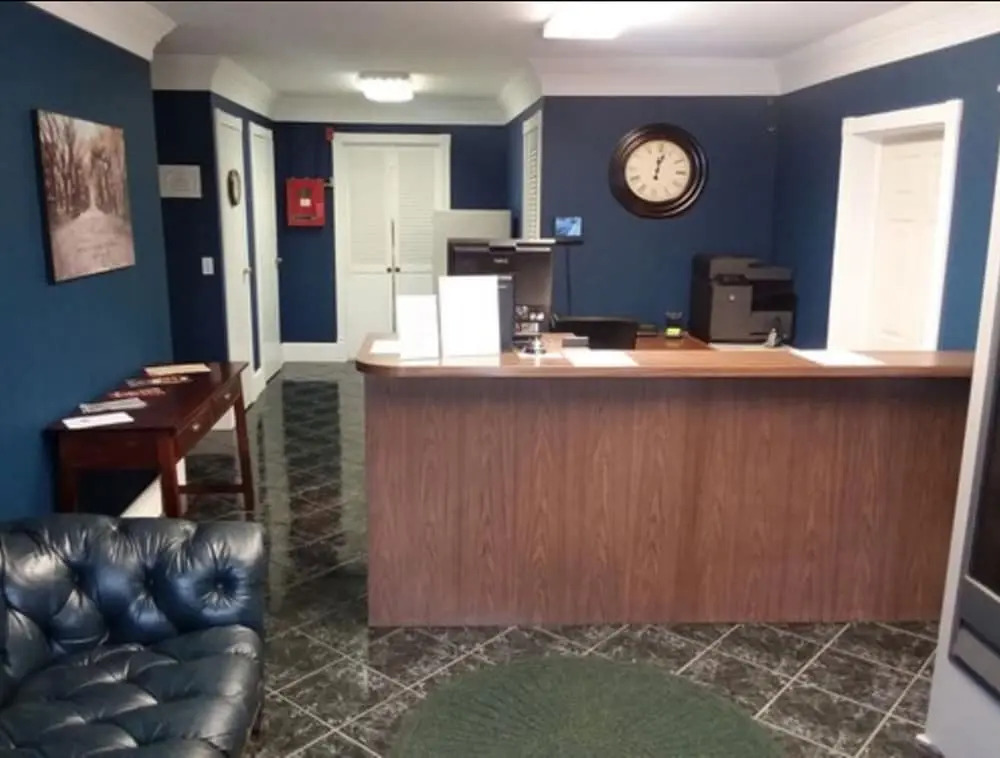Walton Inn