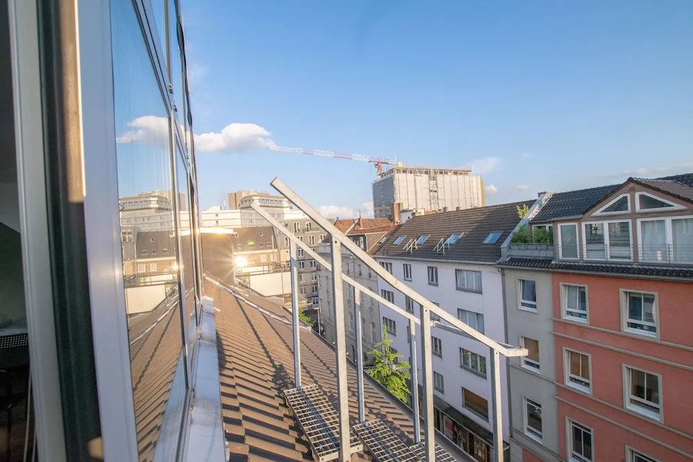 Sunny Penthouse In City Center