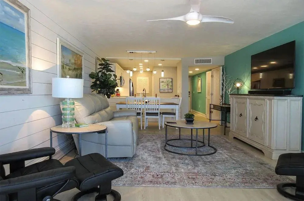 Sunset 804  - 2 Br Condo
