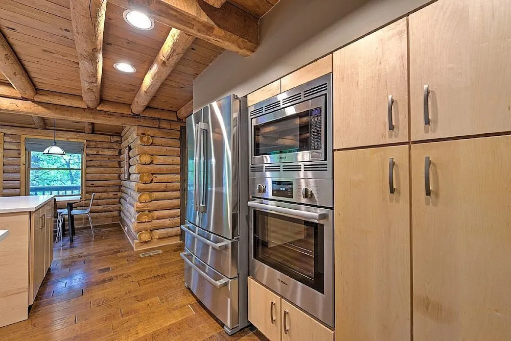 Mountain Cove 7 Bedroom Home