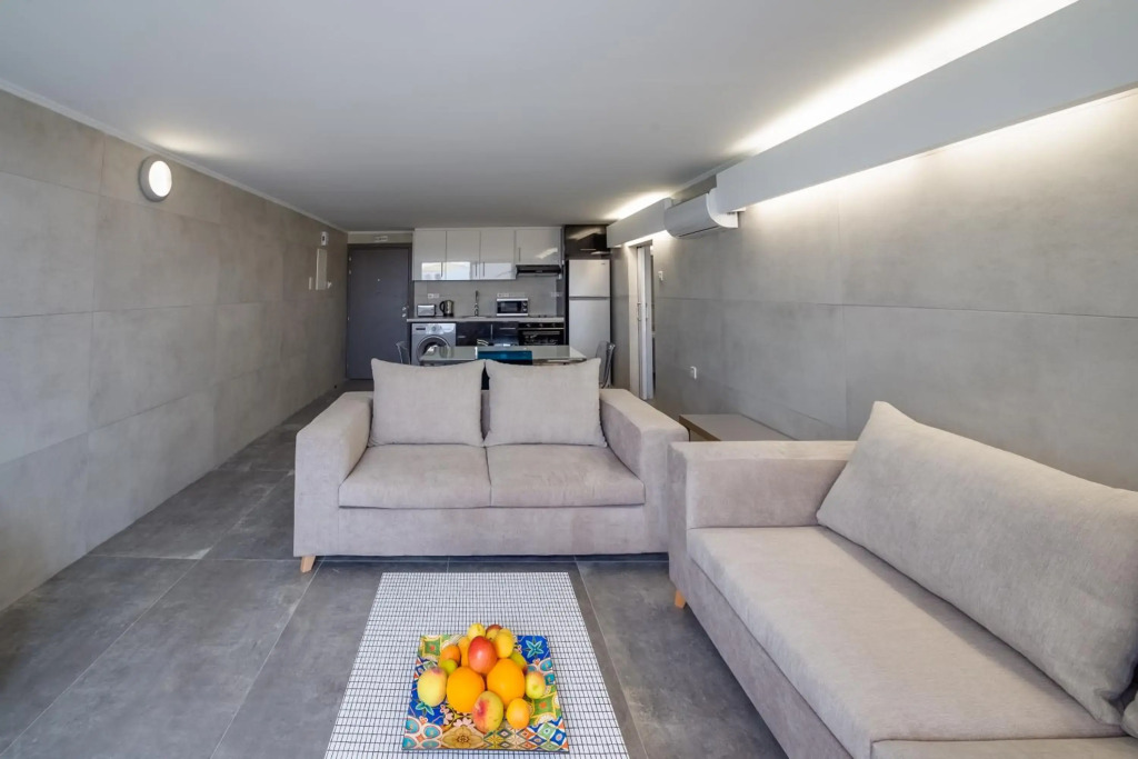 Gevoni Deluxe Suites