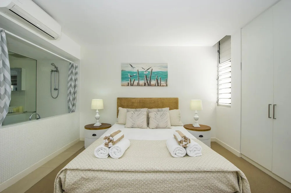1 Bright Point Apartment 2203