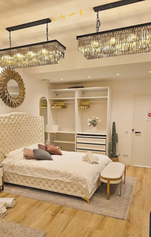 UG Neubau City Wohnung (optional Pool+Gym+2tes Bad extra buchbar)