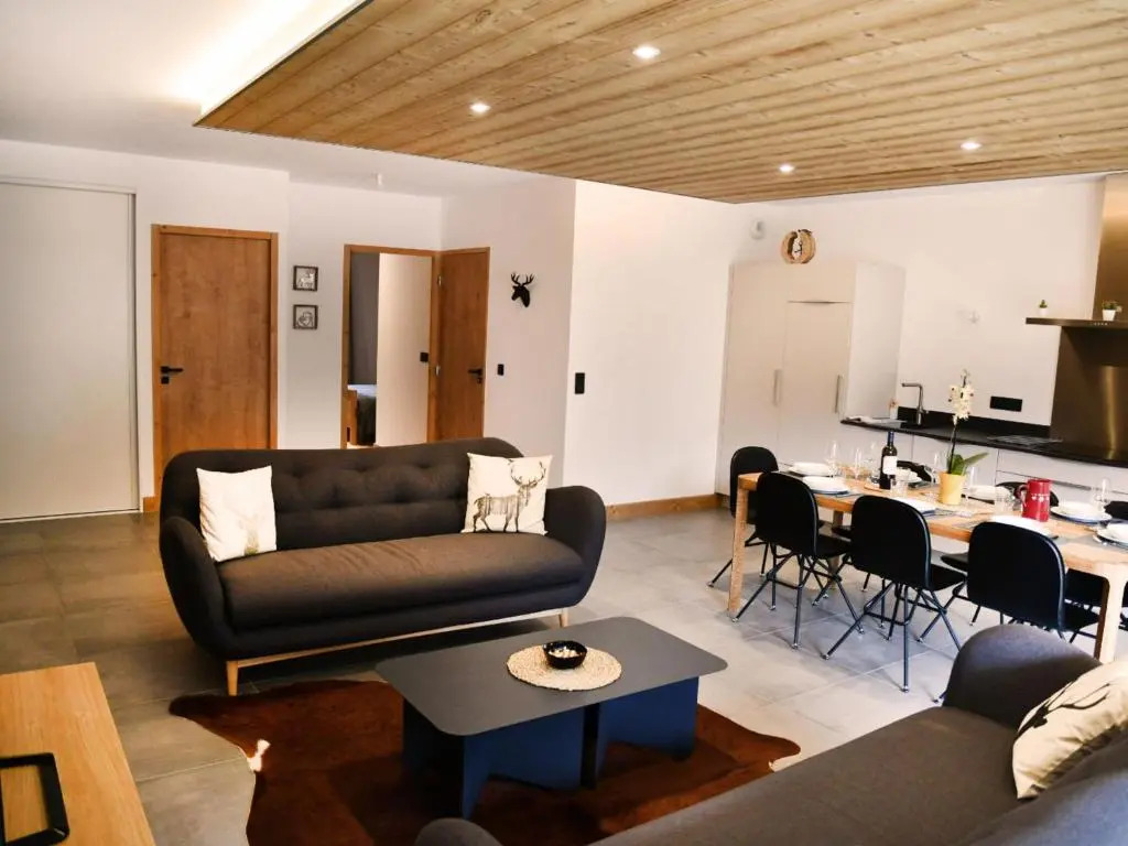 Appartement Champagny-en-Vanoise, 4 pièces, 8 personnes - FR-1-638-16
